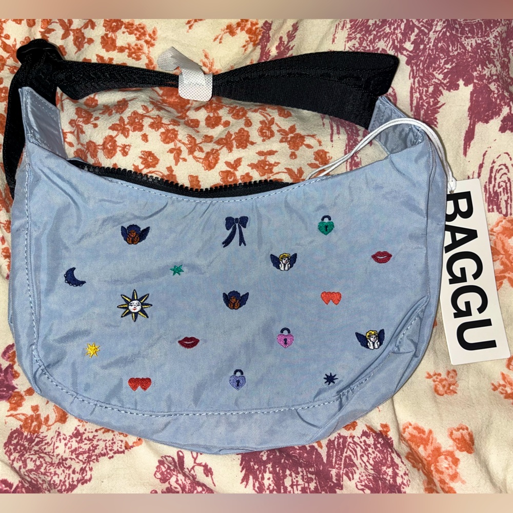 Baggu Small Crescent Light Blue Embroidered Crossbody Tote Bag Purse NEW